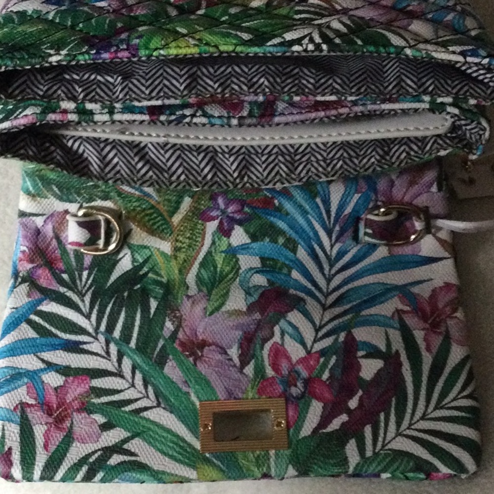 Purse - Picture 3 of 4